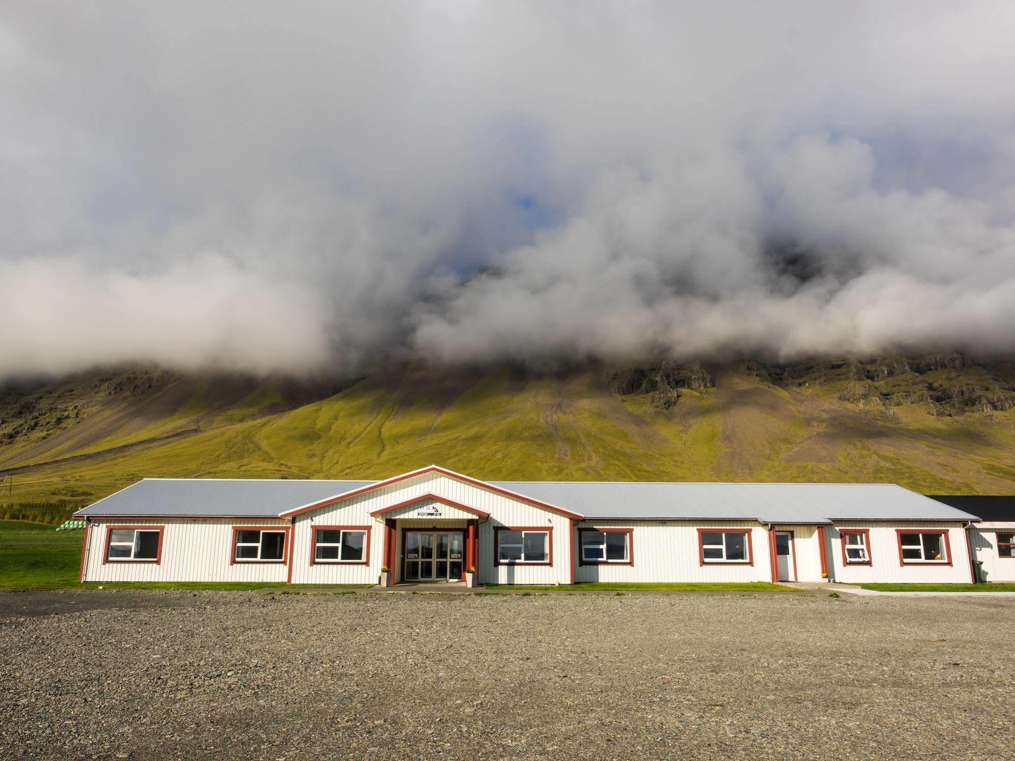 Hali Country Hotel Exterior photo